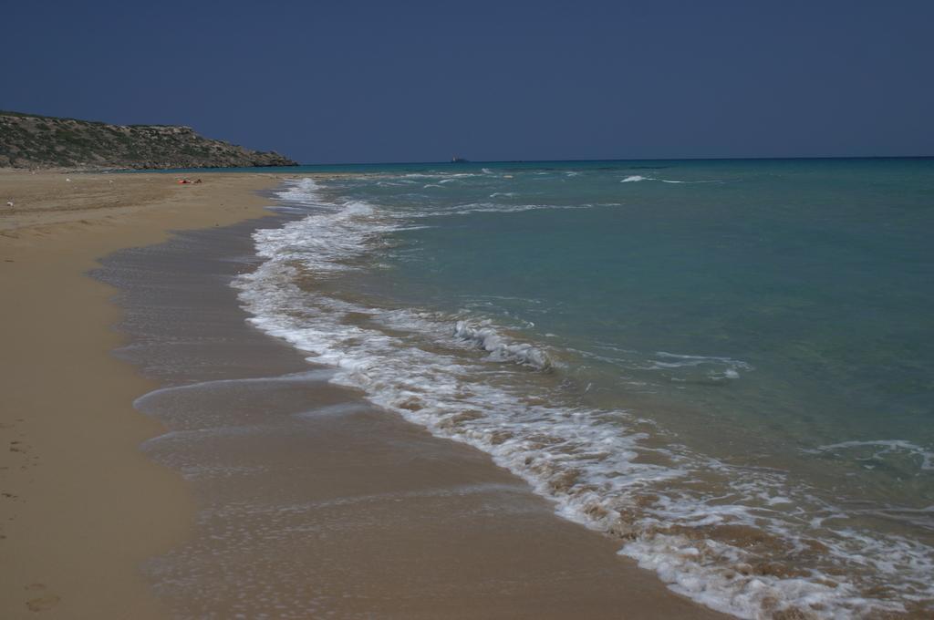 Hera Kyrenia Bb Kazaphani Exterior foto